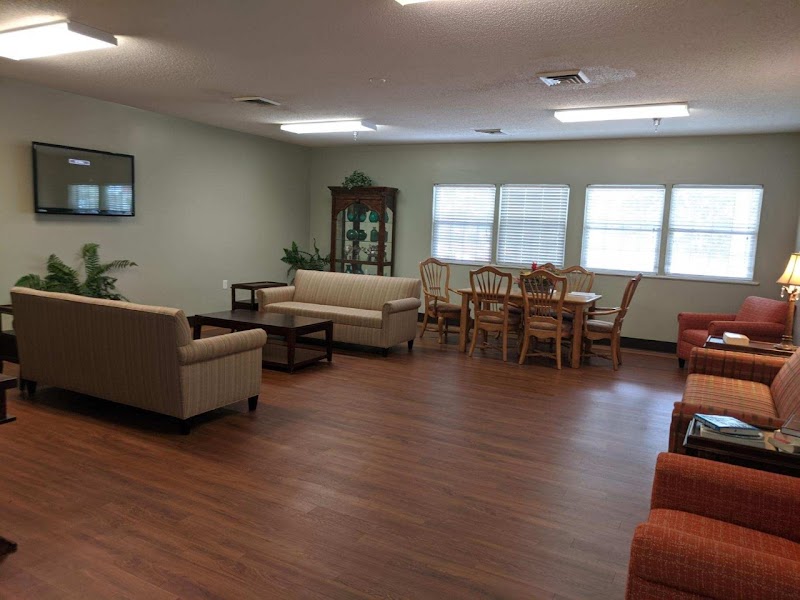 Peak Resources-Wilmington, Inc nursing home in Wilmington, NC - Photo 3 of 5