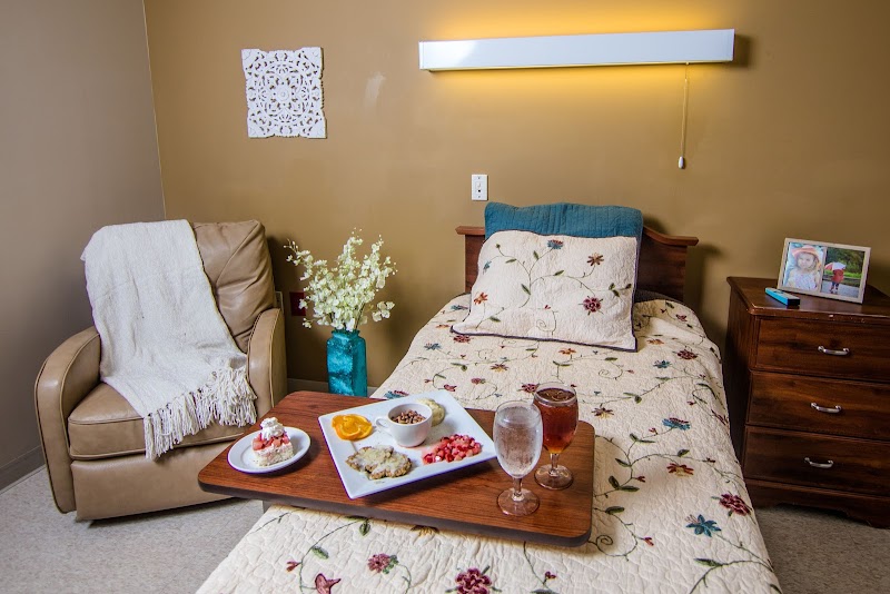 Camden Health and Rehabilitation nursing home in Greensboro, NC - Photo 3 of 10