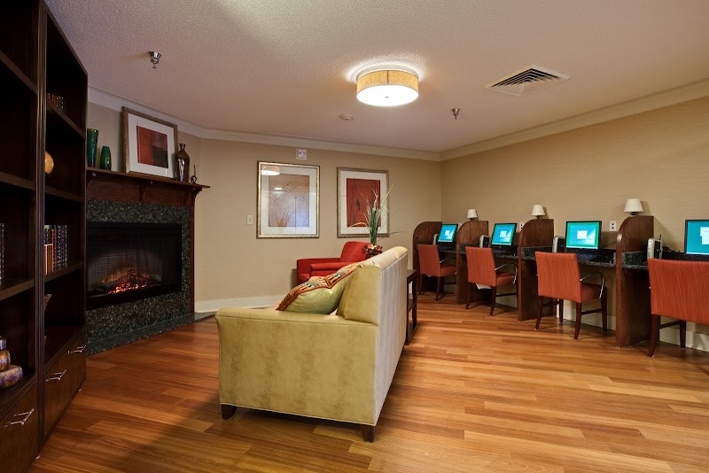 PruittHealth-Carolina Point nursing home in Durham, NC - Photo 3 of 5