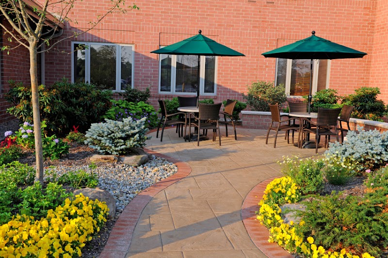 DAUGHTERS OF MIRIAM CENTER FOR NURSING & REHABILIT nursing home in BEACHWOOD, OH - Photo 3 of 5