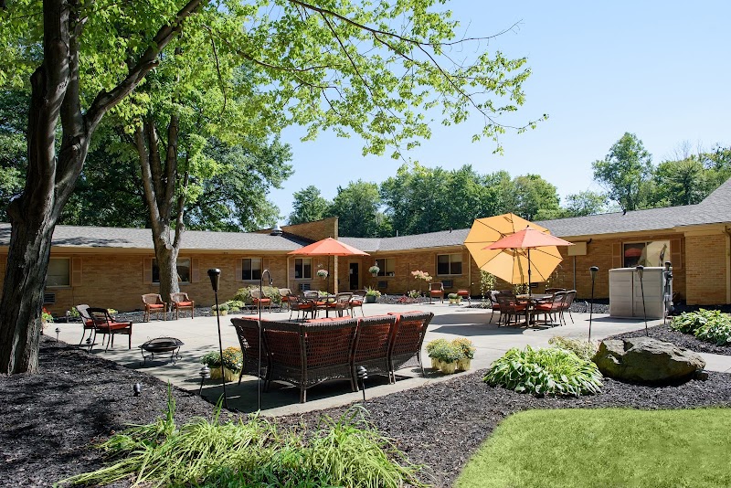 LIFE CARE CENTER OF WESTLAKE nursing home in WESTLAKE, OH - Photo 2 of 5