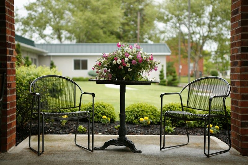 MONTEREY CARE CENTER nursing home in GROVE CITY, OH - Photo 3 of 5