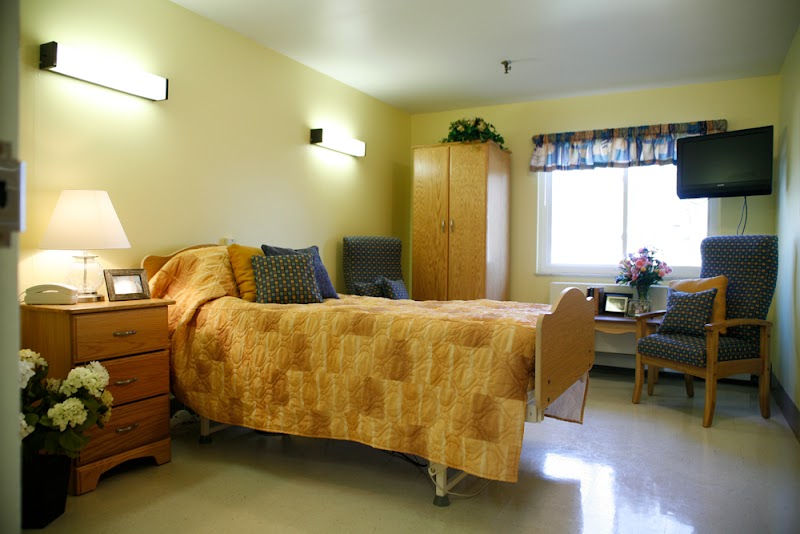 MONTEREY CARE CENTER nursing home in GROVE CITY, OH - Photo 5 of 5