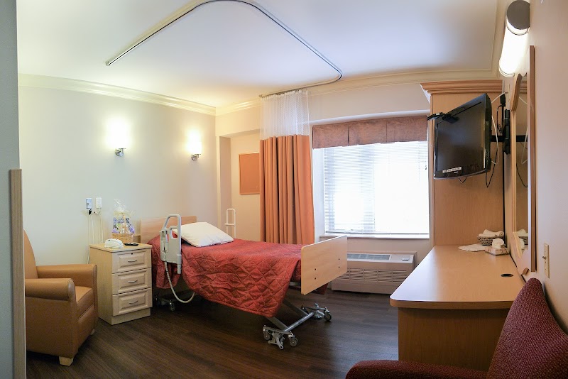 PLEASANTVIEW CARE CENTER nursing home in PARMA, OH - Photo 4 of 10