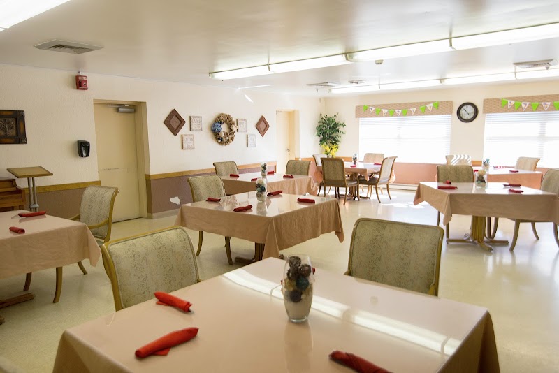 NORTHCREST REHAB AND NURSING CENTER nursing home in NAPOLEON, OH - Photo 4 of 5