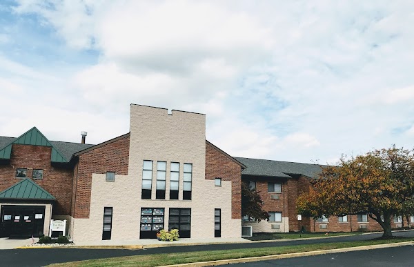 MAJESTIC CARE OF MIDDLETOWN LLC nursing home in MIDDLETOWN, OH - Photo 1 of 5