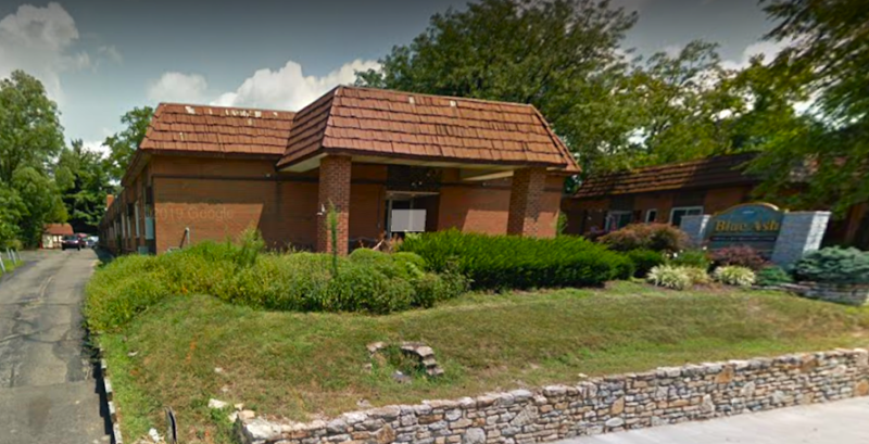 BLUE ASH CARE CENTER nursing home in CINCINNATI, OH - Photo 4 of 5