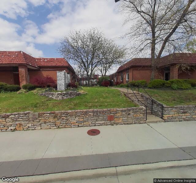 BLUE ASH CARE CENTER nursing home in CINCINNATI, OH - Photo 5 of 5