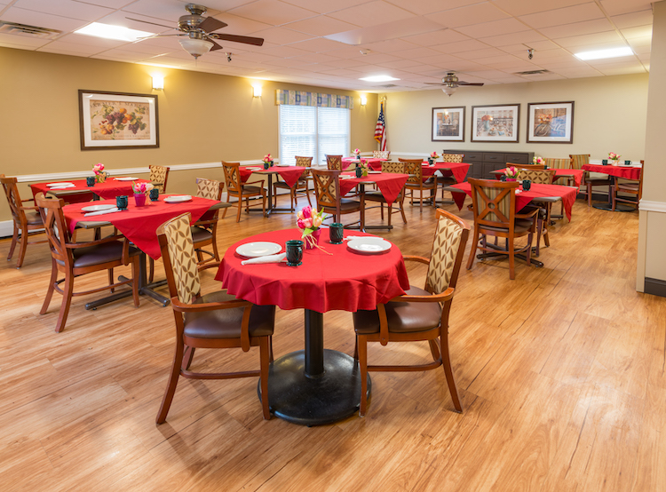 HOMESTEAD II nursing home in PAINESVILLE, OH - Photo 4 of 10