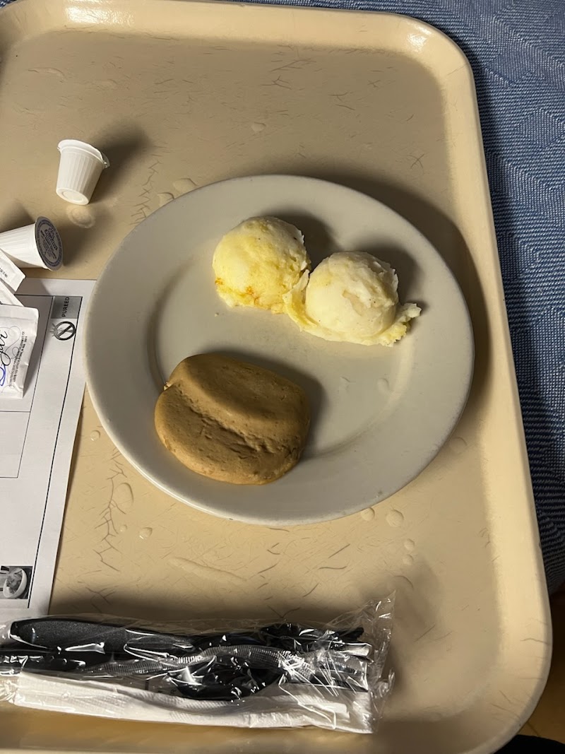 GARDENS OF NORTH OLMSTED nursing home in NORTH OLMSTED, OH - Photo 4 of 5