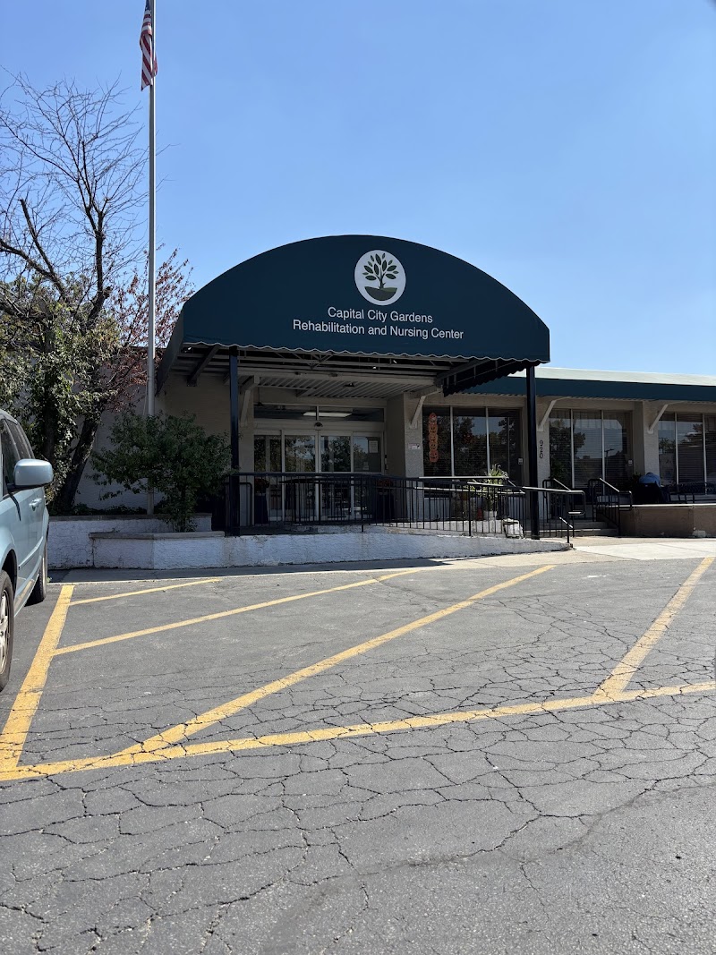 CAPITAL CITY GARDENS REHABILITATION AND NURSING CE nursing home in COLUMBUS, OH - Photo 2 of 5