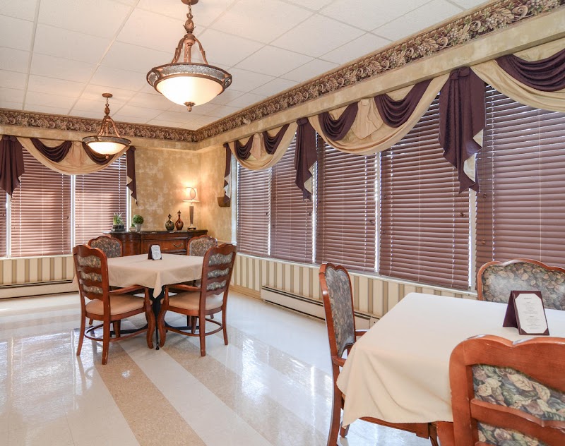 GARDENS OF BELDEN VILLAGE nursing home in CANTON, OH - Photo 2 of 9