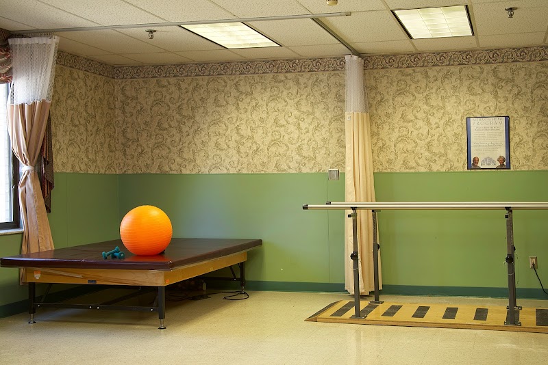 ARBORS AT GALLIPOLIS nursing home in GALLIPOLIS, OH - Photo 4 of 5