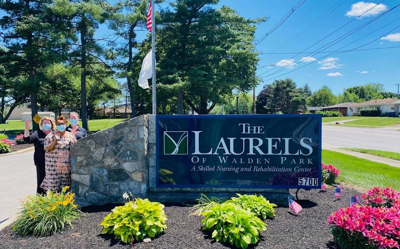 THE LAURELS OF WALDEN PARK nursing home in COLUMBUS, OH - Photo 3 of 5