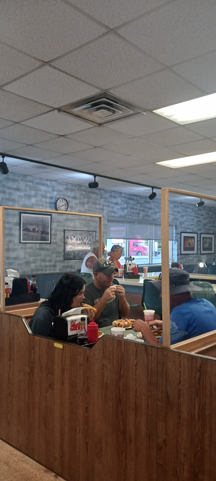 COMMUNITY SKILLED HEALTHCARE nursing home in WARREN, OH - Photo 2 of 5