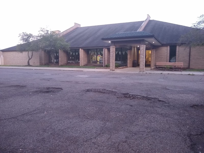 EMBASSY OF NEWARK nursing home in NEWARK, OH - Photo 2 of 5