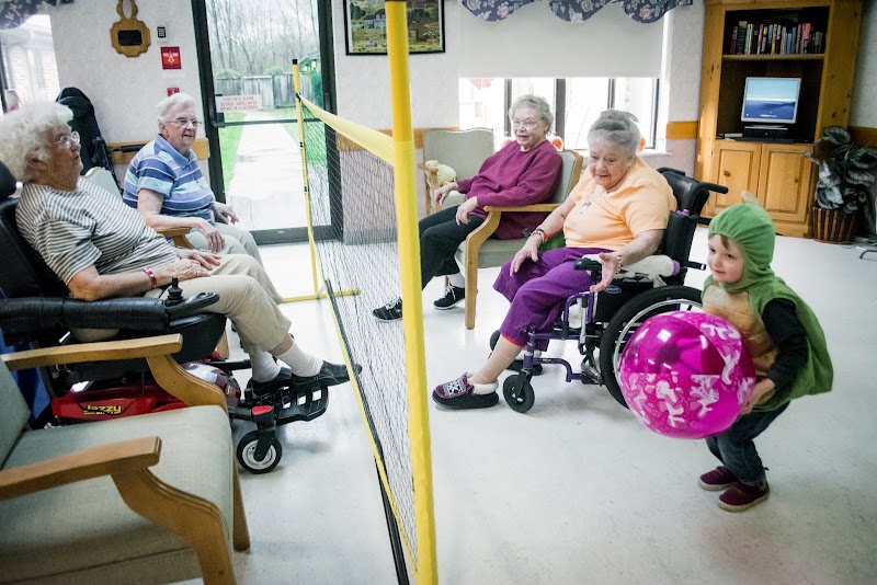 EMBASSY OF LOGAN nursing home in LOGAN, OH - Photo 4 of 10