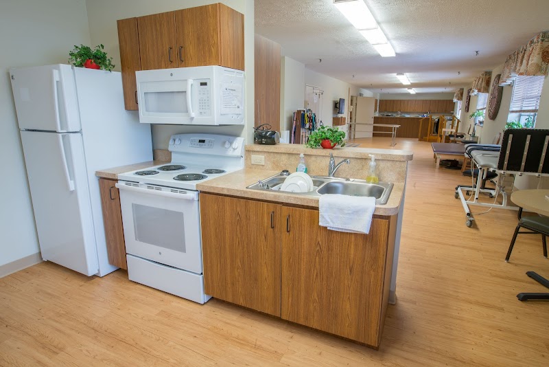 ARLINGTON CARE CENTER nursing home in NEWARK, OH - Photo 5 of 10