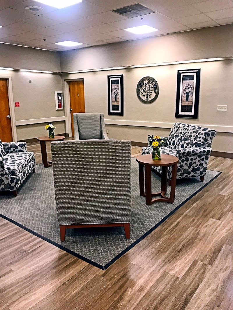 THE LAURELS OF MIDDLETOWN nursing home in MIDDLETOWN, OH - Photo 3 of 10