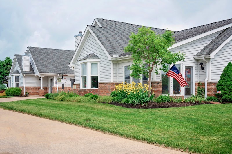 CHAPEL HILL COMMUNITY nursing home in CANAL FULTON, OH - Photo 2 of 5