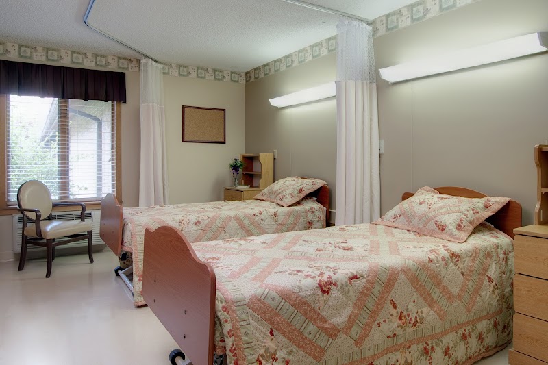 ARBORS AT WOODSFIELD nursing home in WOODSFIELD, OH - Photo 4 of 5