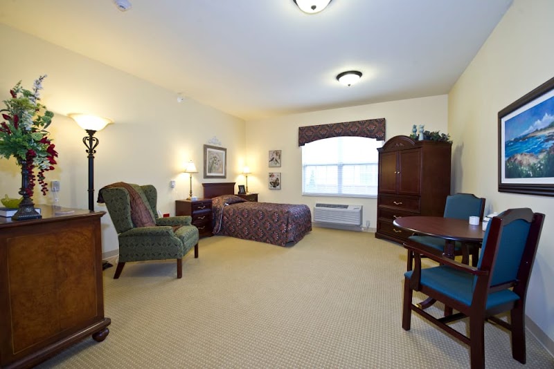 VILLAGE GREEN HEALTH CAMPUS nursing home in GREENVILLE, OH - Photo 4 of 7