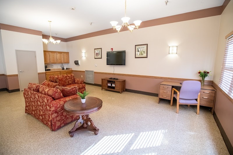 RESPIRATORY AND NURSING CENTER OF DAYTON nursing home in MORAINE, OH - Photo 3 of 5