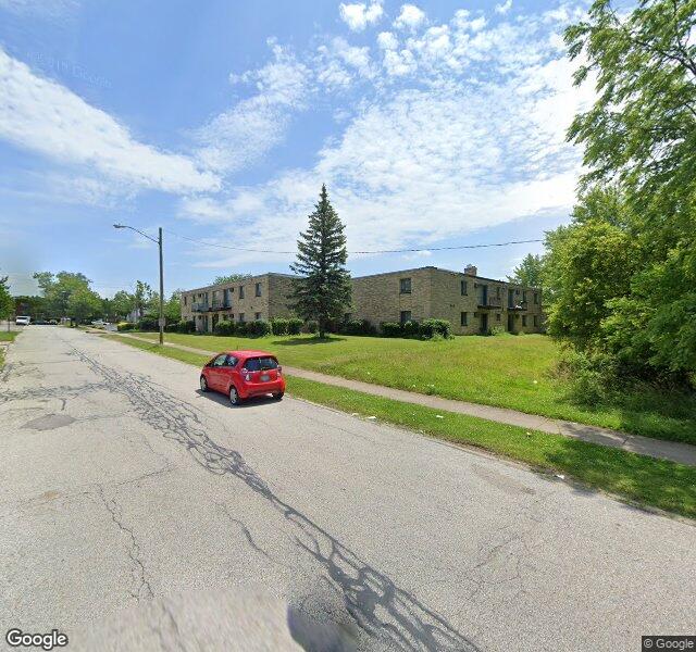 PHOENIX OF MAPLE HEIGHTS nursing home in MAPLE HEIGHTS, OH - Photo 2 of 2