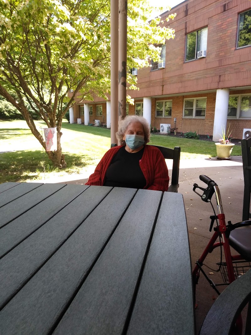 SAINT LUKE LUTHERAN HOME nursing home in NORTH CANTON, OH - Photo 2 of 5