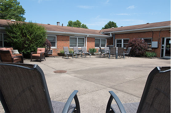 OAK HILLS NURSING CENTER nursing home in LORAIN, OH - Photo 1 of 5