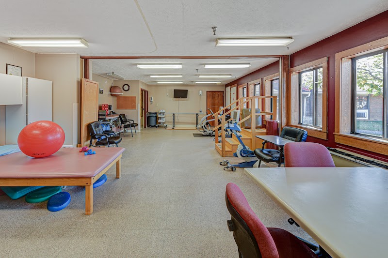 MAJESTIC CARE OF NEW LEXINGTON nursing home in NEW LEXINGTON, OH - Photo 4 of 10