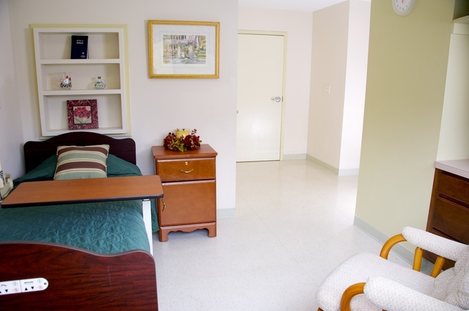 MOMENTOUS HEALTH AT FRANKLIN nursing home in FRANKLIN, OH - Photo 5 of 5