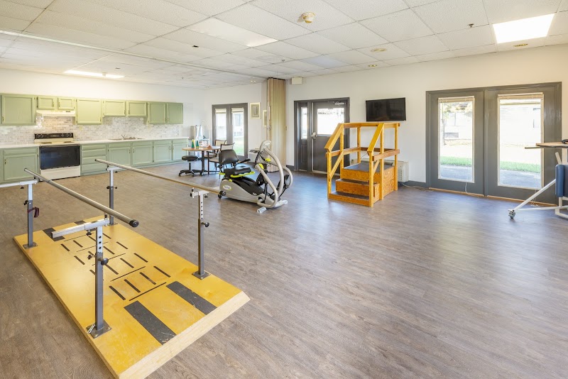 WILLOW KNOLL POST-ACUTE AND SENIOR LIVING nursing home in MIDDLETOWN, OH - Photo 5 of 10