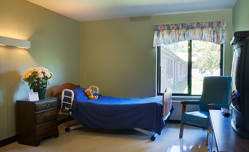 ARBORS AT MILFORD nursing home in MILFORD, OH - Photo 4 of 5