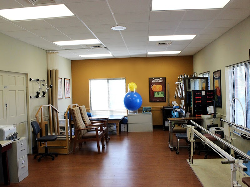 COLUMBUS HEALTHCARE CENTER nursing home in COLUMBUS, OH - Photo 5 of 5