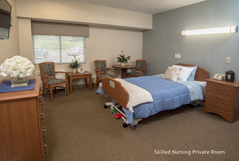 WESTERN HILLS RETIREMENT VILLAGE nursing home in CINCINNATI, OH - Photo 4 of 10