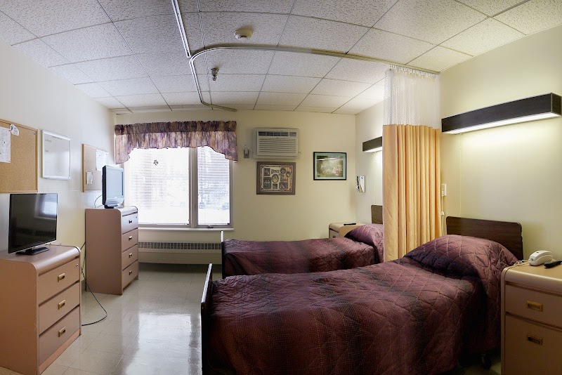 PLEASANT LAKE VILLA nursing home in PARMA, OH - Photo 5 of 10