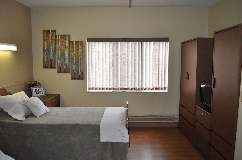 GRAFTON OAKS NURSING CENTER nursing home in DAYTON, OH - Photo 2 of 5