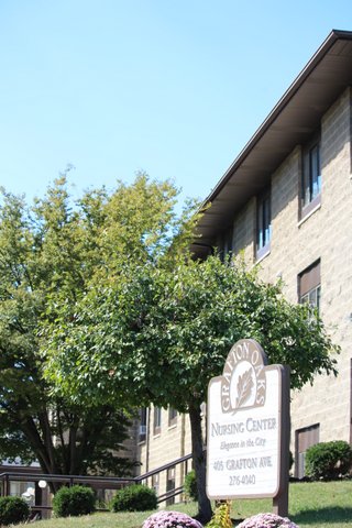 GRAFTON OAKS NURSING CENTER nursing home in DAYTON, OH - Photo 3 of 5