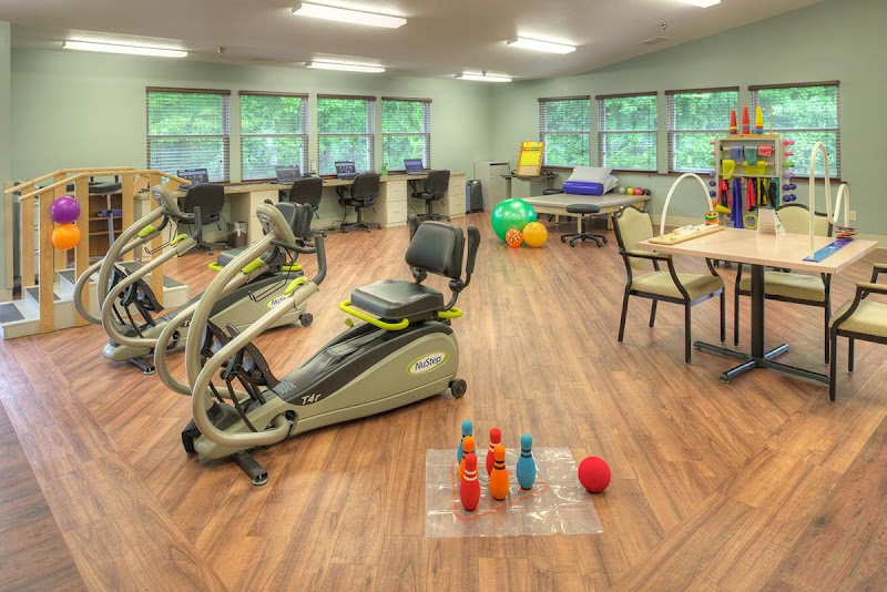 AUSTINTOWN HEALTHCARE CENTER nursing home in YOUNGSTOWN, OH - Photo 4 of 10