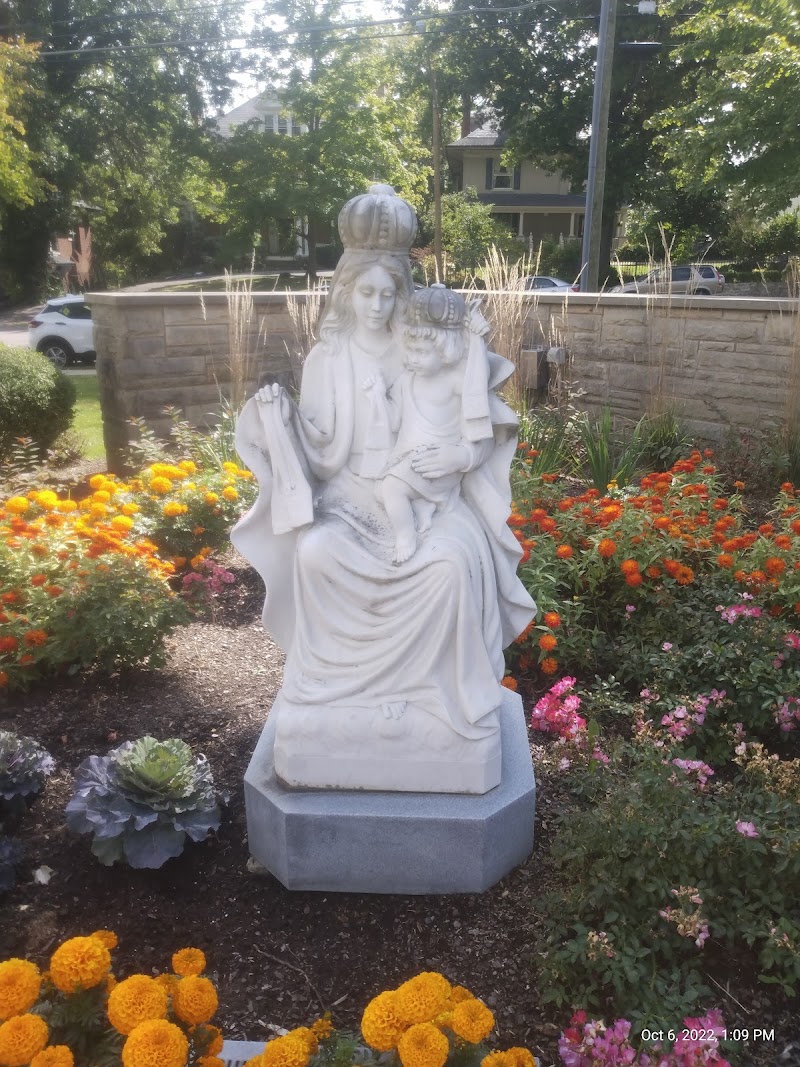 CARECORE AT MARGARET HALL nursing home in CINCINNATI, OH - Photo 3 of 5