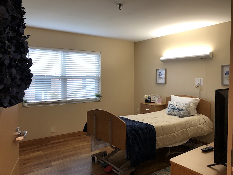 CHAMBERLIN HEALTHCARE CENTER nursing home in CINCINNATI, OH - Photo 3 of 5