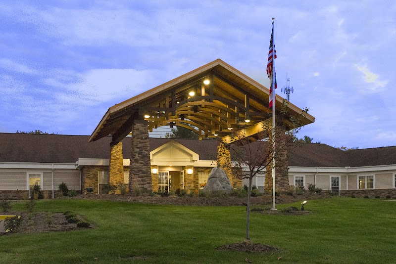 HEATHER KNOLL RETIREMENT VILLAGE nursing home in TALLMADGE, OH - Photo 2 of 9