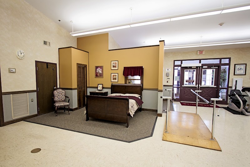 HEATHER KNOLL RETIREMENT VILLAGE nursing home in TALLMADGE, OH - Photo 5 of 9