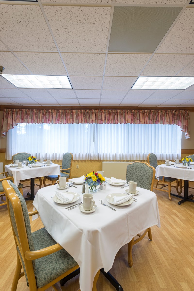 EASTGATE HEALTH CARE CENTER nursing home in CINCINNATI, OH - Photo 5 of 10