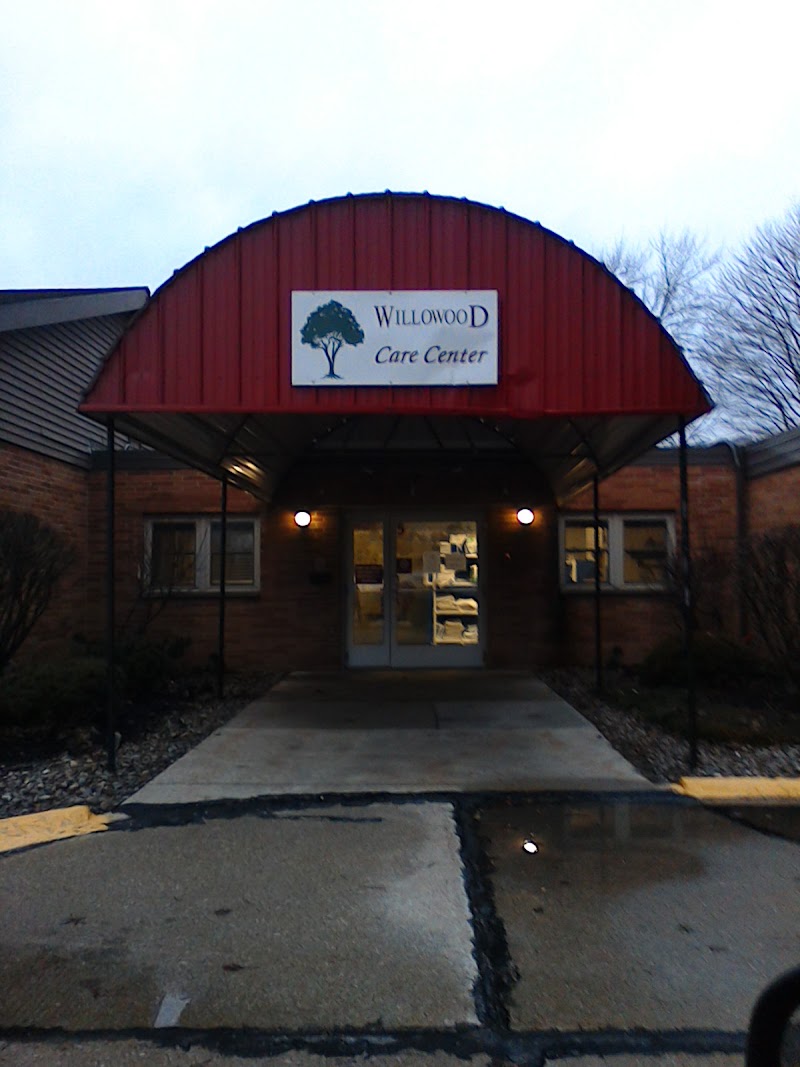 WILLOWOOD CARE CENTER OF BRUNSWICK nursing home in BRUNSWICK, OH - Photo 2 of 2