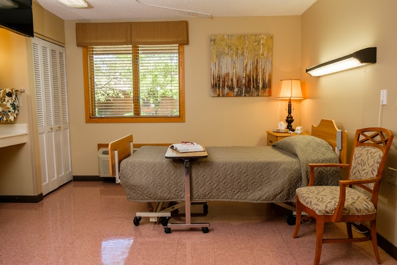 WEST PARK CARE CENTER LLC nursing home in COLUMBUS, OH - Photo 3 of 5