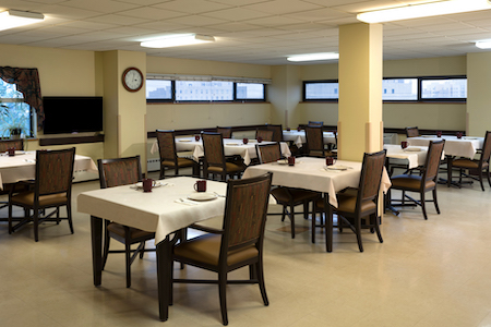 UNIVERSITY MANOR HEALTH & REHA nursing home in CLEVELAND, OH - Photo 3 of 5