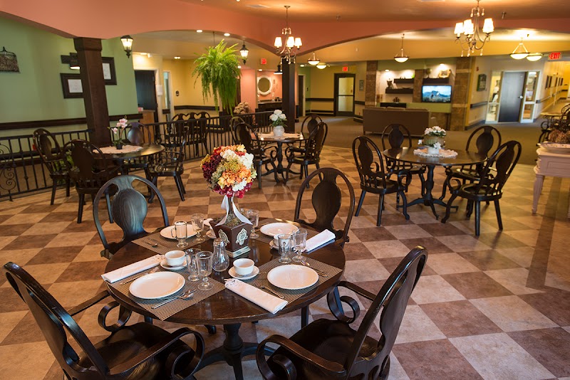 THE PINES HEALTHCARE CENTER nursing home in CANTON, OH - Photo 2 of 7