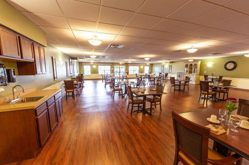 MONARCH MEADOWS NURSING AND REHABILITATION nursing home in SEAMAN, OH - Photo 4 of 5